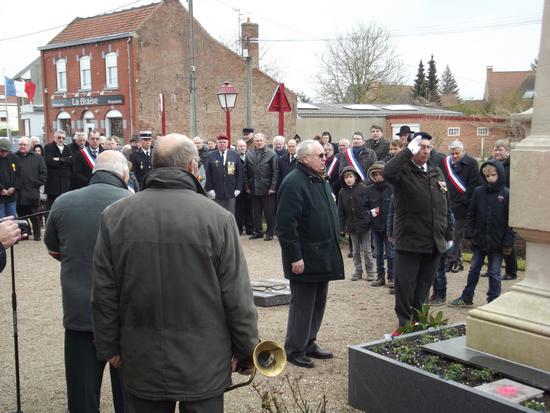 violaines rend hommage au capitaine gouzien