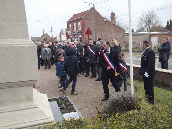 violaines rend hommage au capitaine gouzien