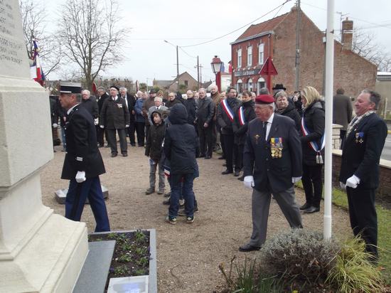 violaines rend hommage au capitaine gouzien