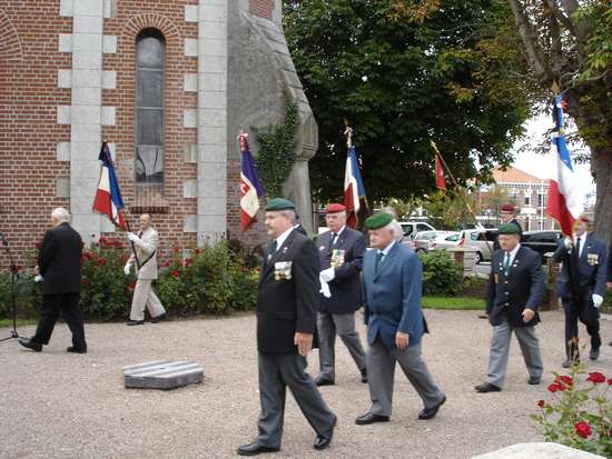 Violaines a rendu hommage