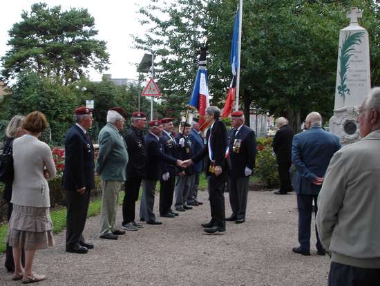 Violaines a rendu hommage