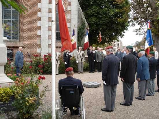 Violaines a rendu hommage