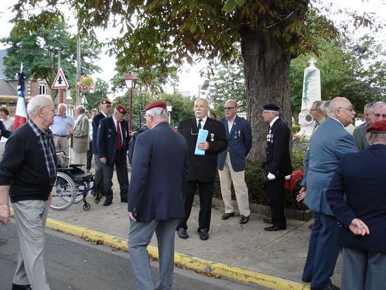 Violaines a rendu hommage