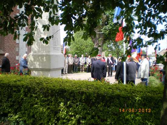 Violaines a rendu hommage