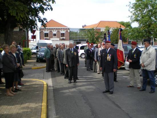 Violaines a rendu hommage