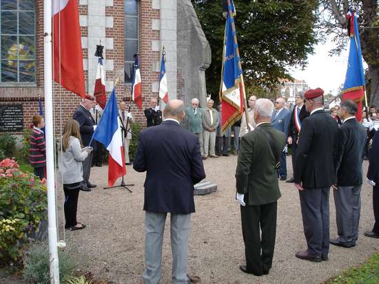 Violaines a rendu hommage