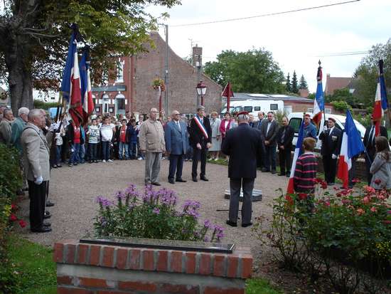 Violaines a rendu hommage