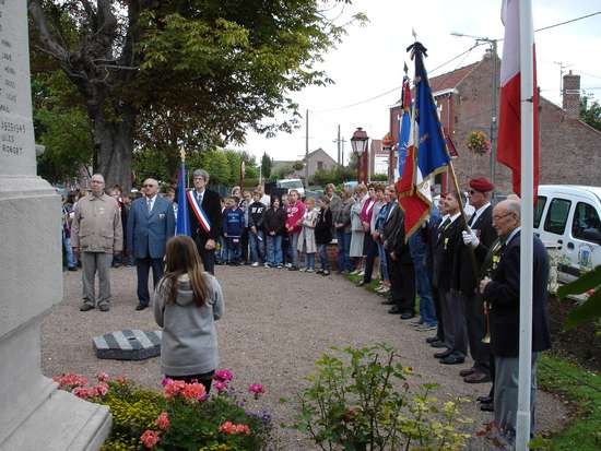 Violaines a rendu hommage