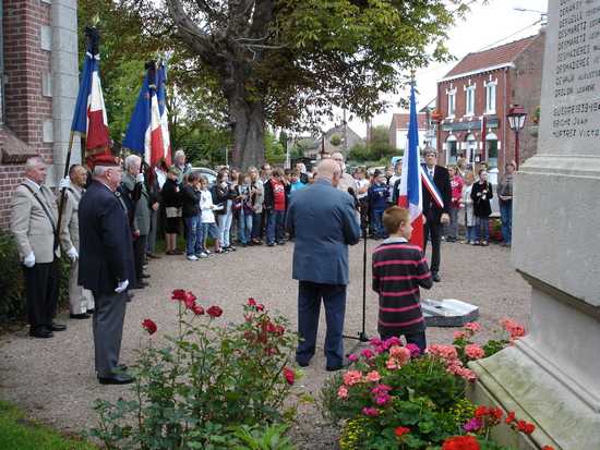 Violaines a rendu hommage