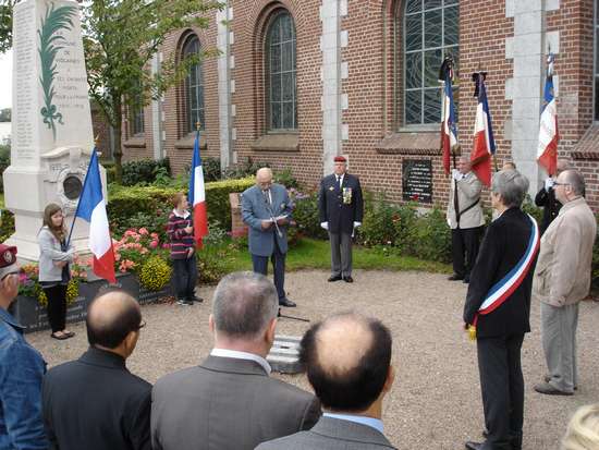 Violaines a rendu hommage