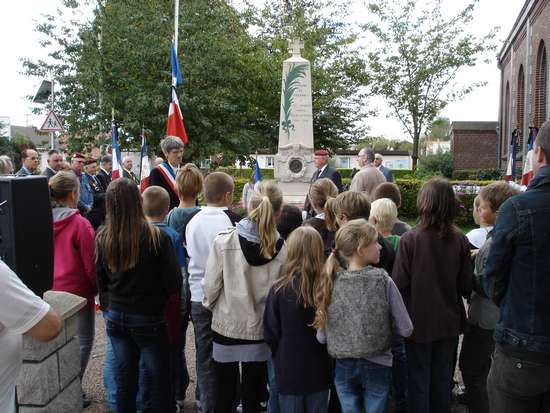 Violaines a rendu hommage