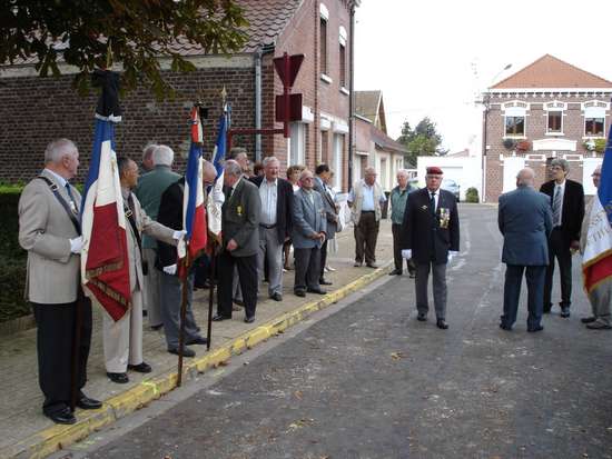 Violaines a rendu hommage