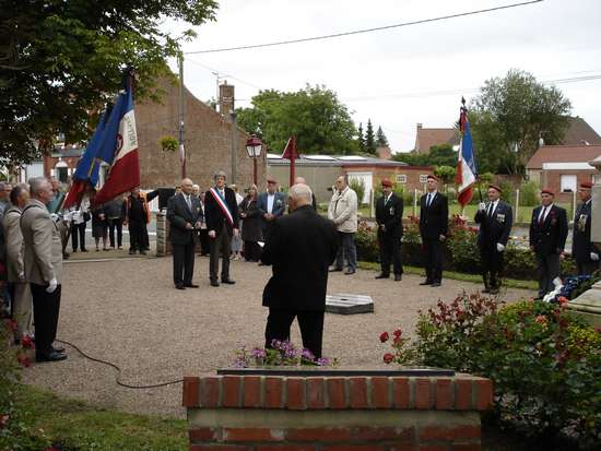 Violaines a rendu hommage