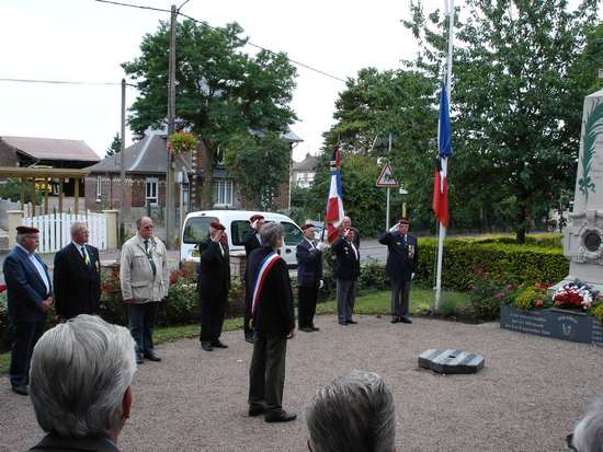 Violaines a rendu hommage