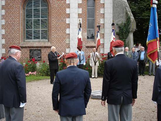 Violaines a rendu hommage