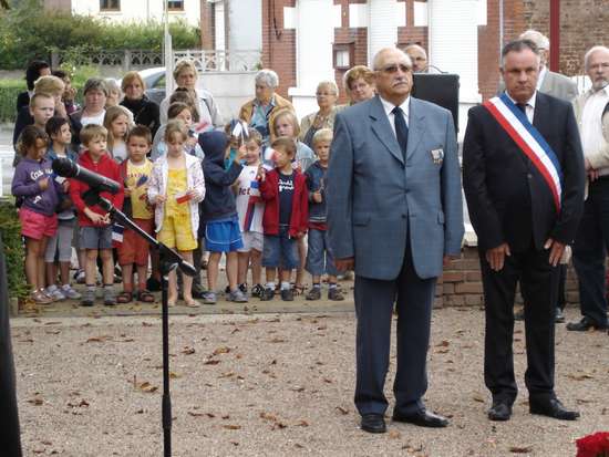 Violaines a rendu hommage