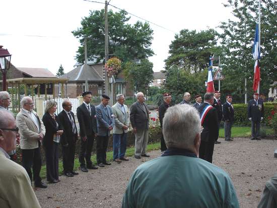 Violaines a rendu hommage