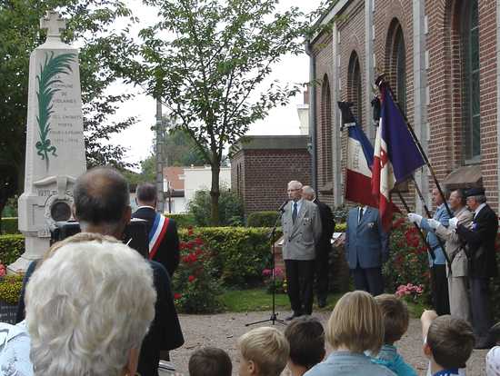 Violaines a rendu hommage