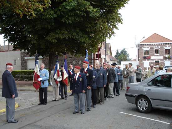 Violaines a rendu hommage