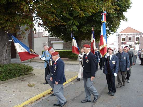 Violaines a rendu hommage