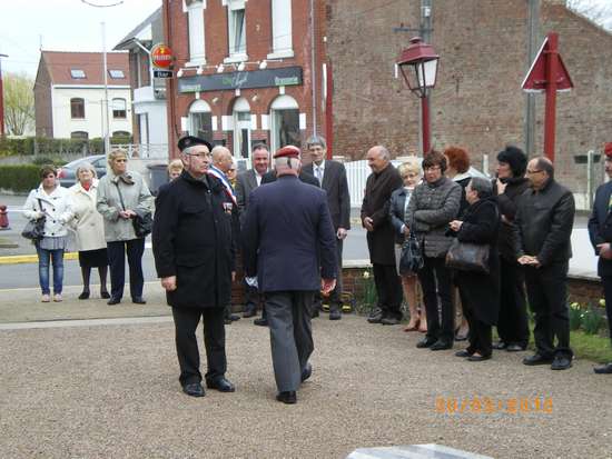Violaines a rendu hommage